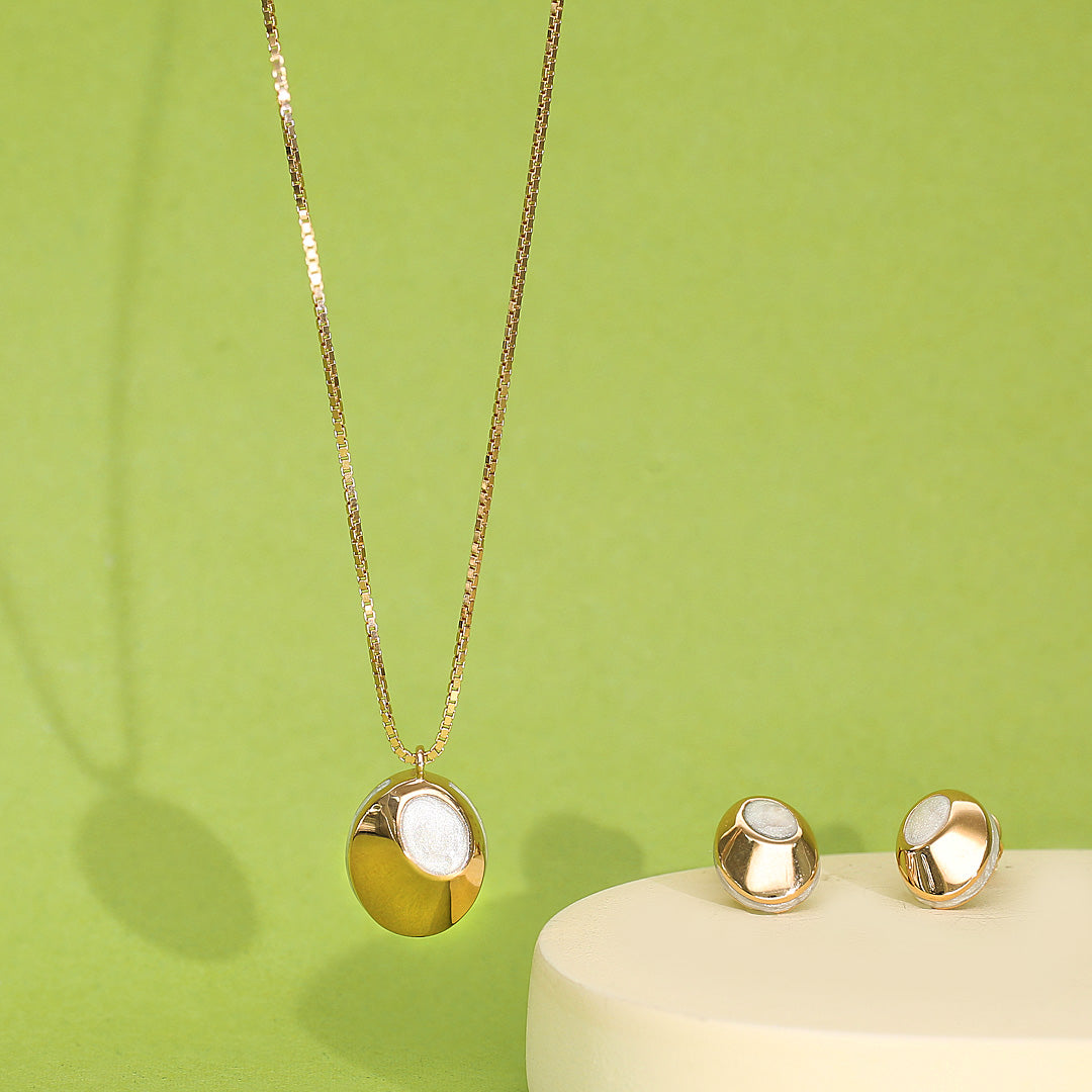 Eclipse Glow Gold Necklace Set for Women