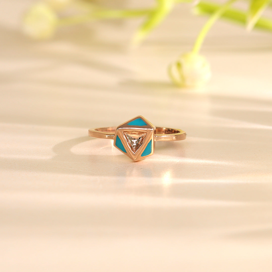 Gleam Trace Gold Fashion Ring for Women