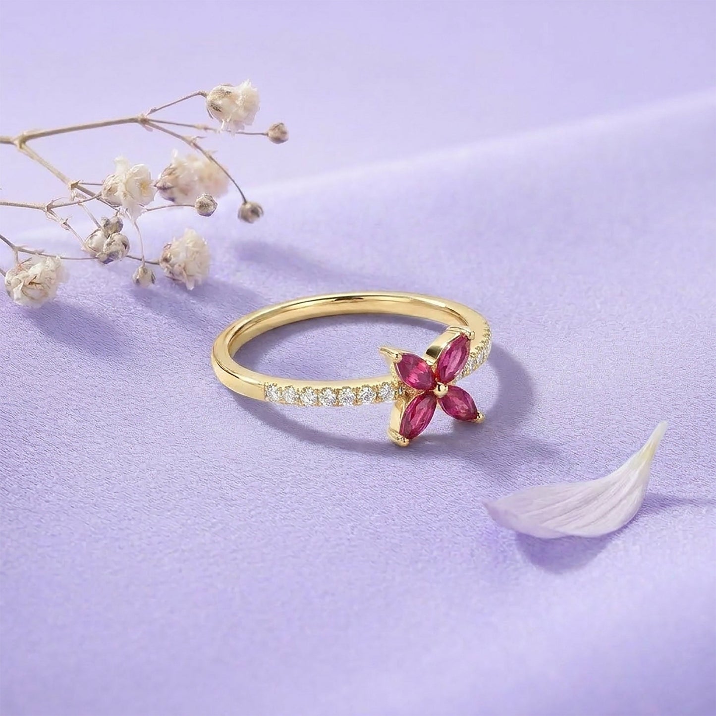 Petal Majesty Casual Yellow Gold & Diamond Ring