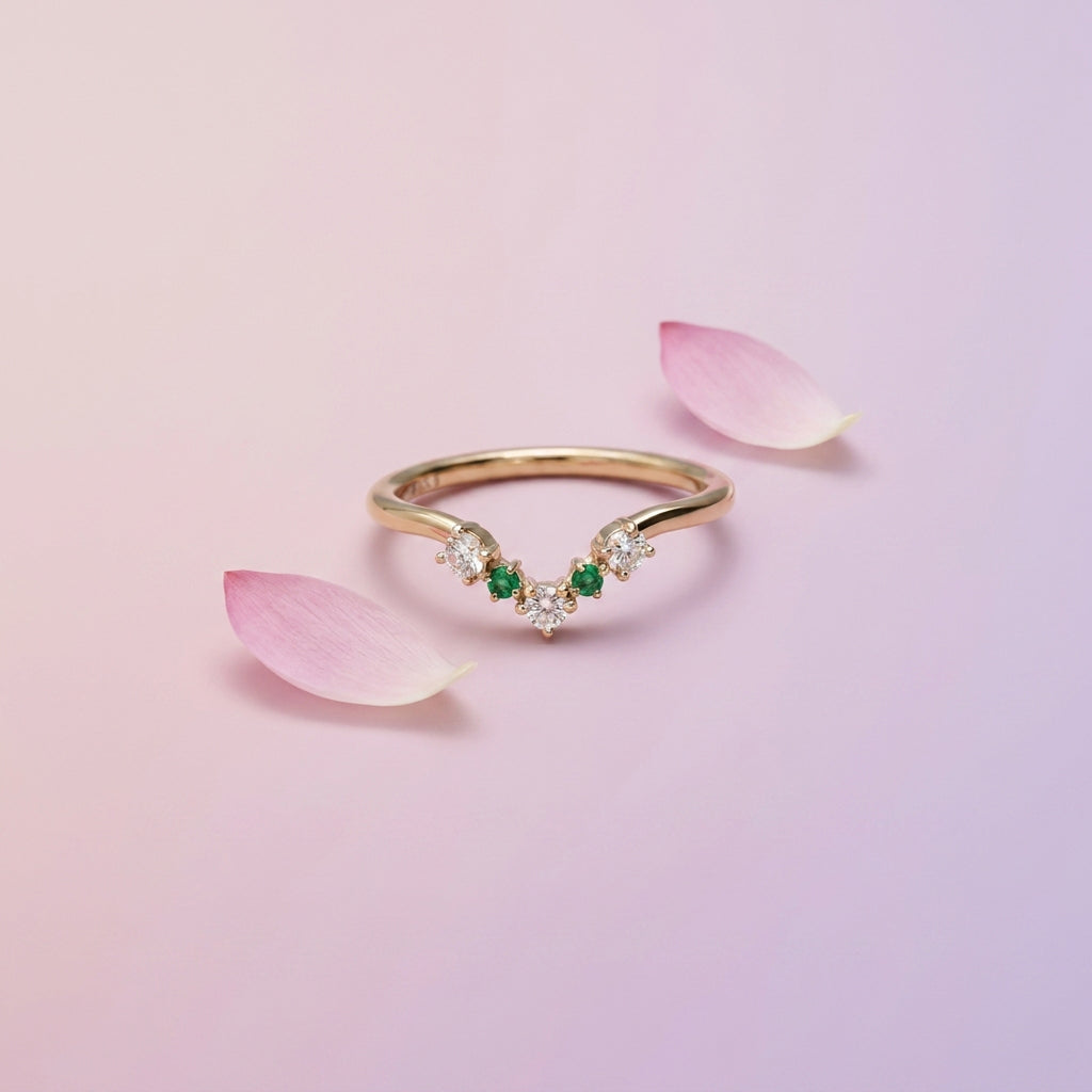 Luxe Apex Casual Yellow Gold & Diamond Ring