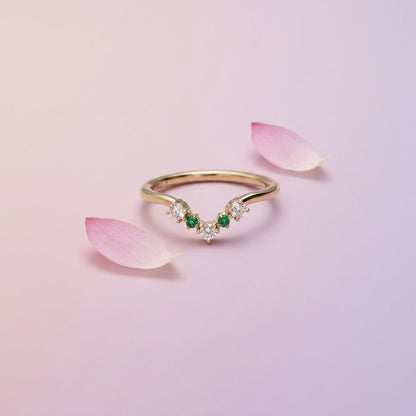 Luxe Apex Casual Yellow Gold & Diamond Ring