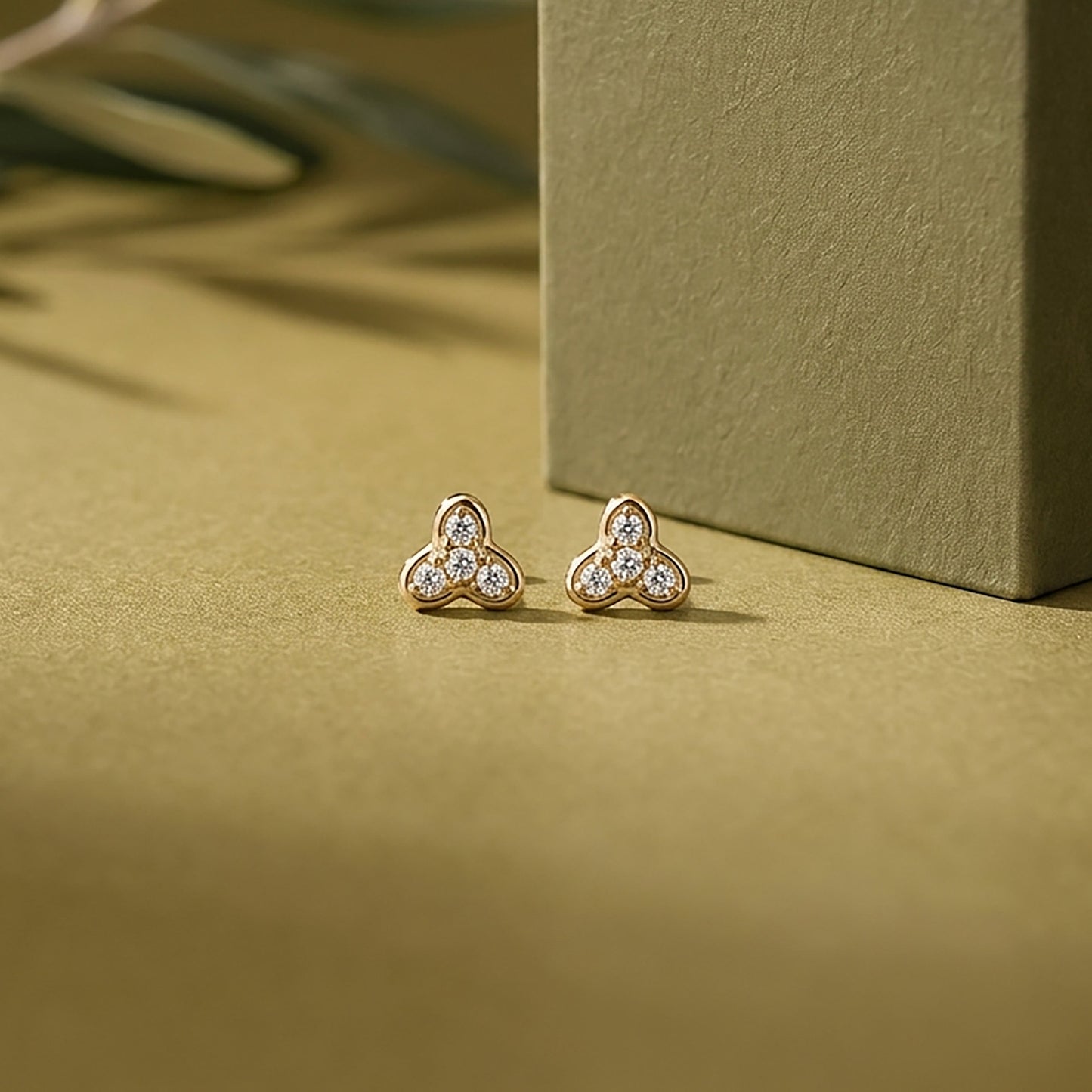 Tri-Glow Crest Studs Yellow Gold & Diamond Earrings