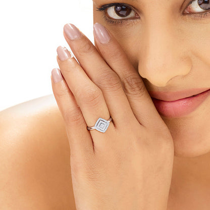 Radiant Gem Diamond & Gold Fashion Ring for Women