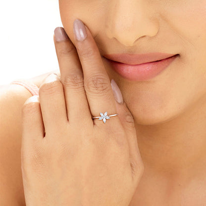 Bloom Grace Diamond & Gold Casual Ring for Women