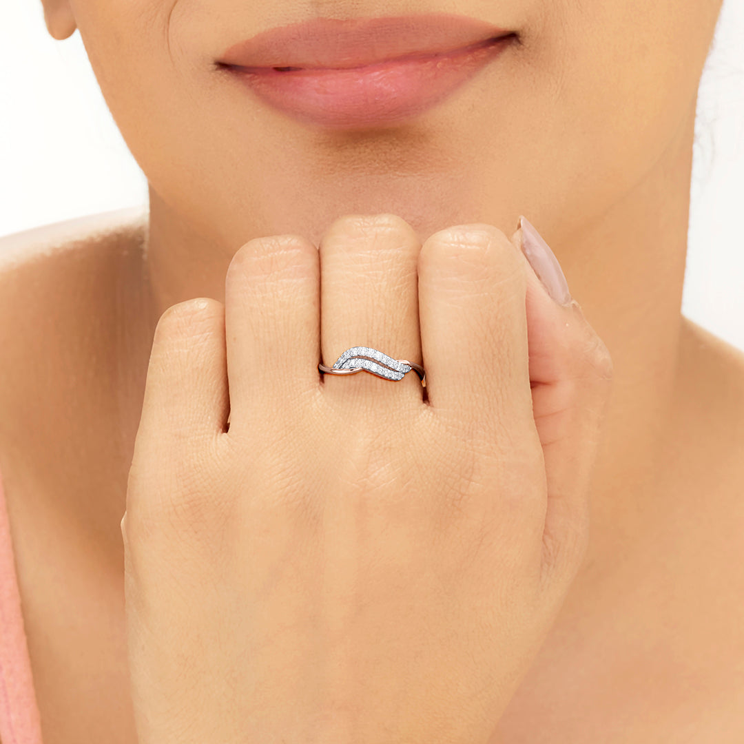 Woven Flow Diamond & Gold Fashion Ring for Women
