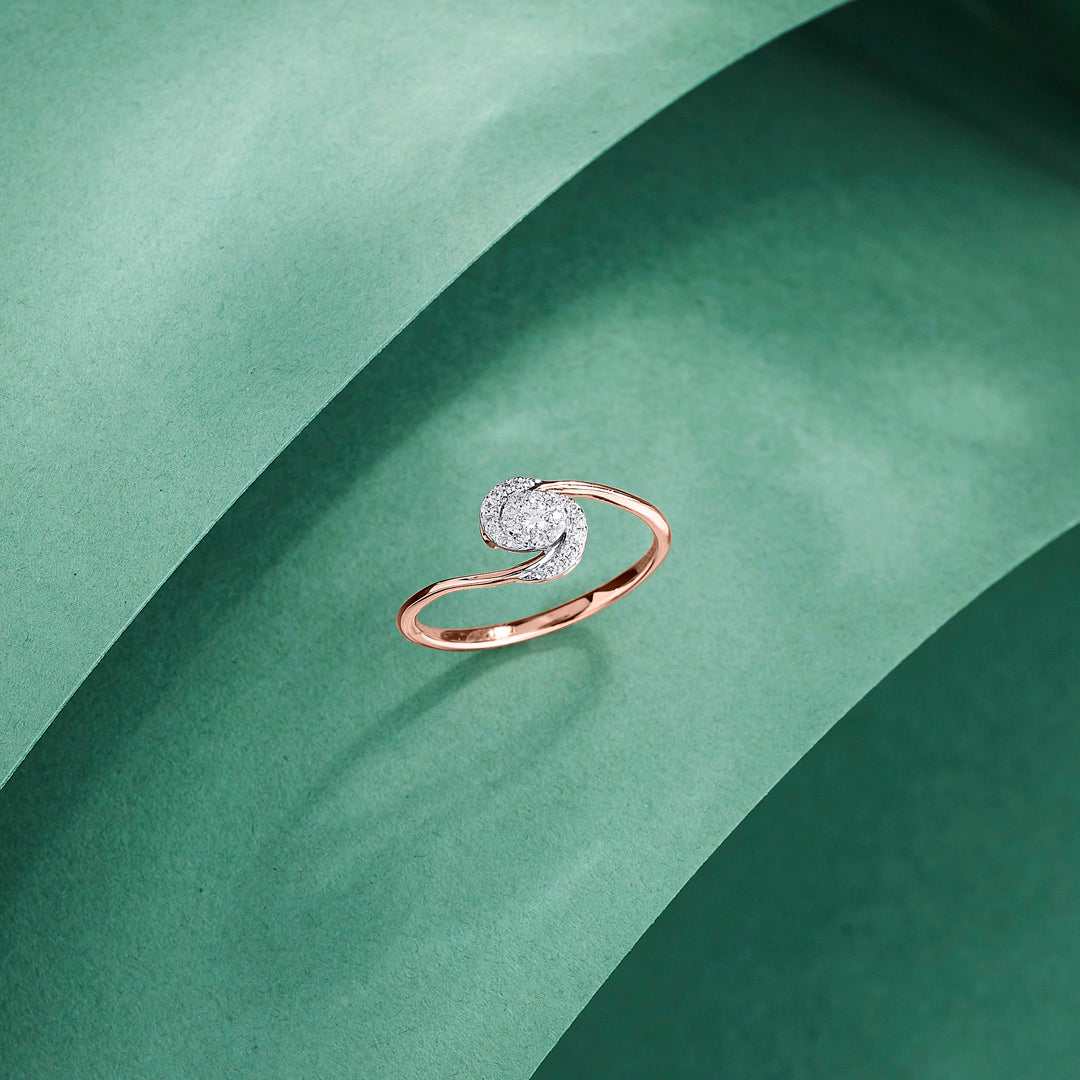 Twisted Charm Diamond & Gold Fashion Ring for Women