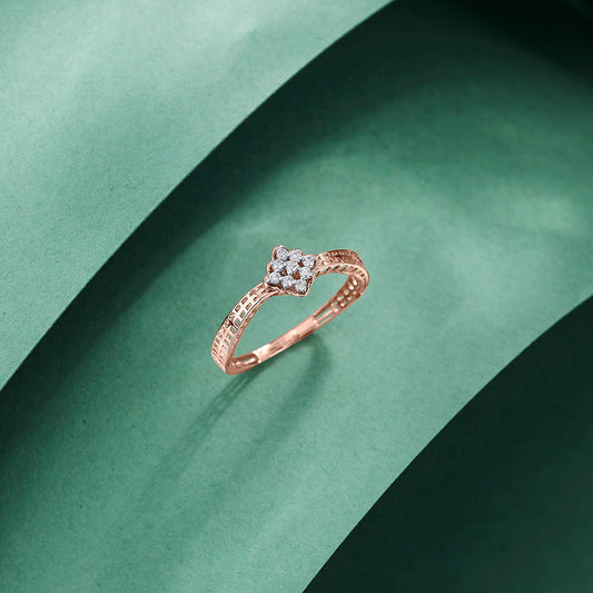 Verde Glow Diamond & Gold Fashion Ring for Women