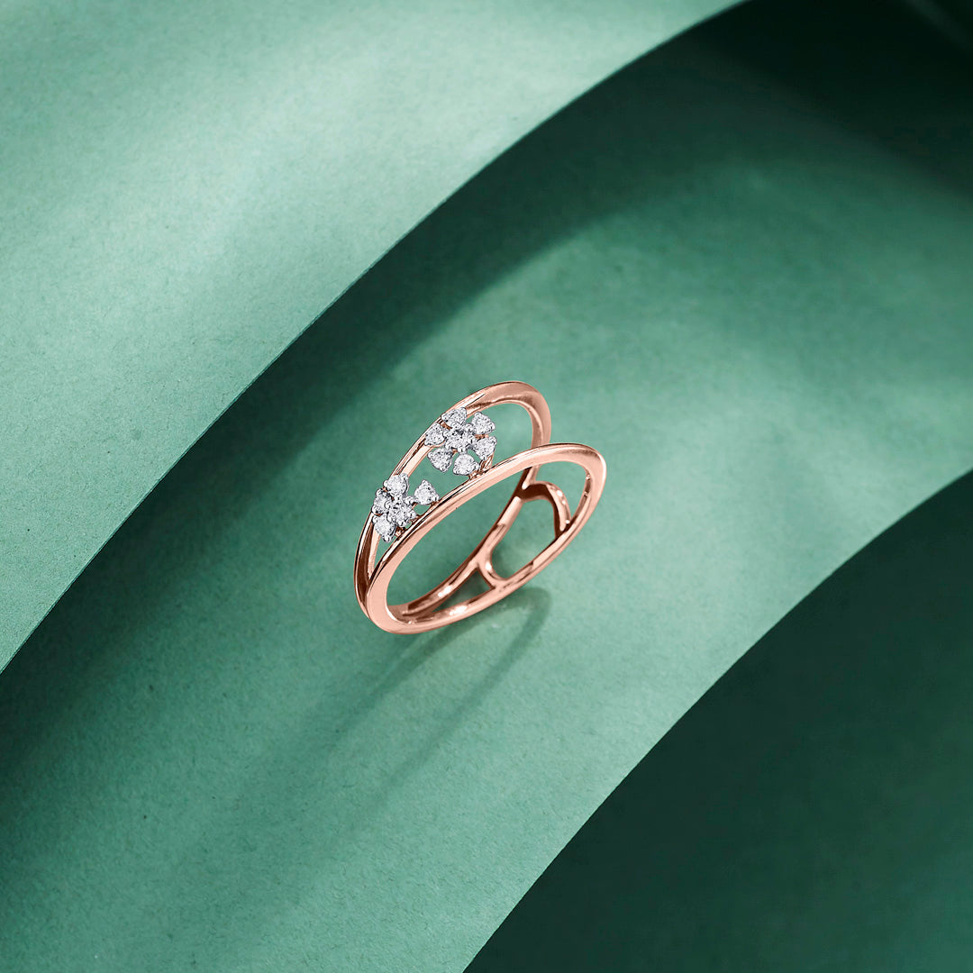 Twin Link Diamond & Gold Fashion Ring for Women