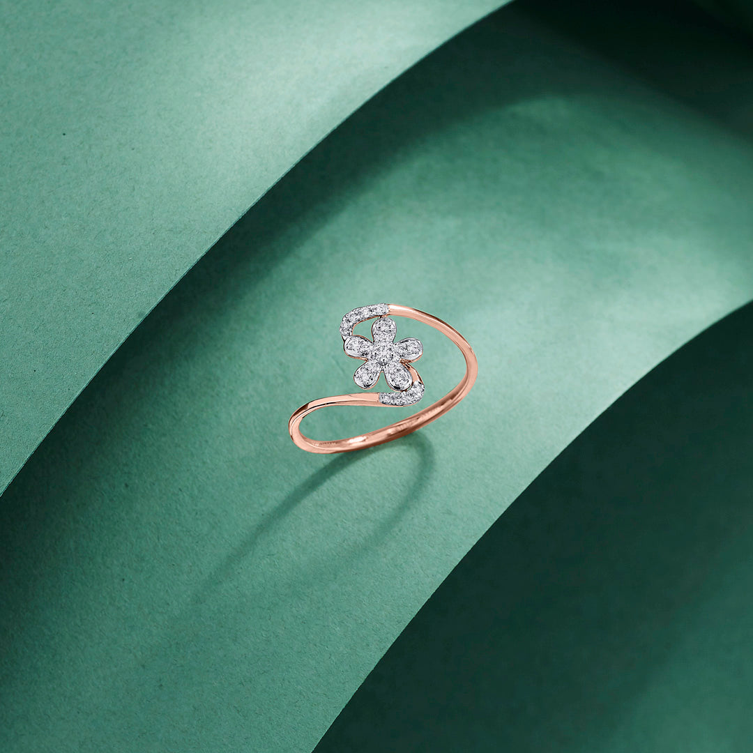 Floral Gleam Diamond & Gold Fashion Ring for Women