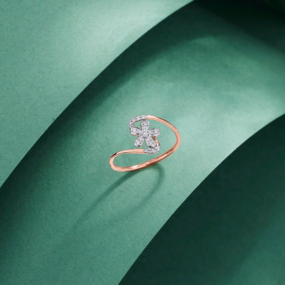 Floral Gleam Diamond & Gold Fashion Ring for Women