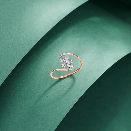 Floral Gleam Diamond & Gold Fashion Ring for Women