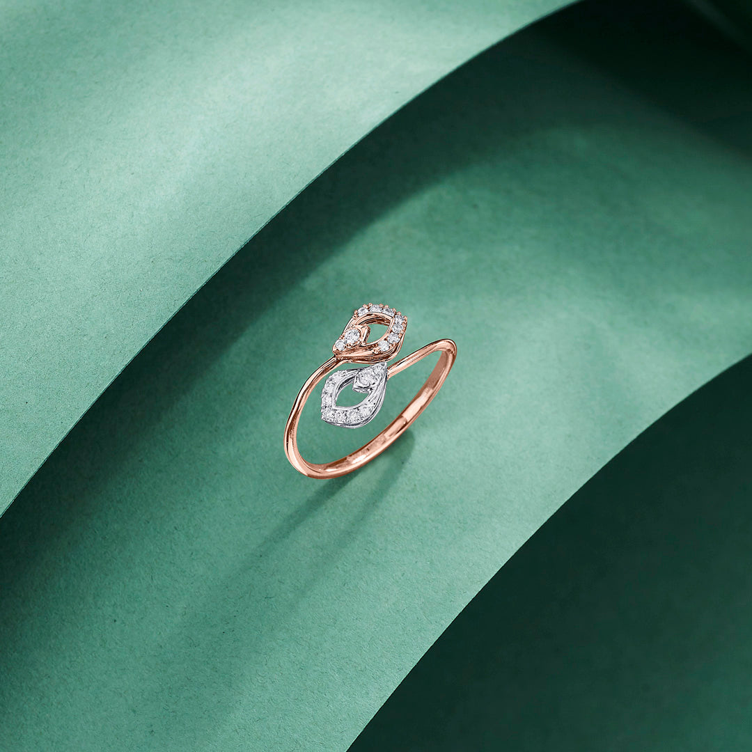 Double Petals Diamond & Gold Fashion Ring for Women