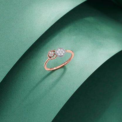 Bond Charm Diamond & Gold Fashion Ring for Women