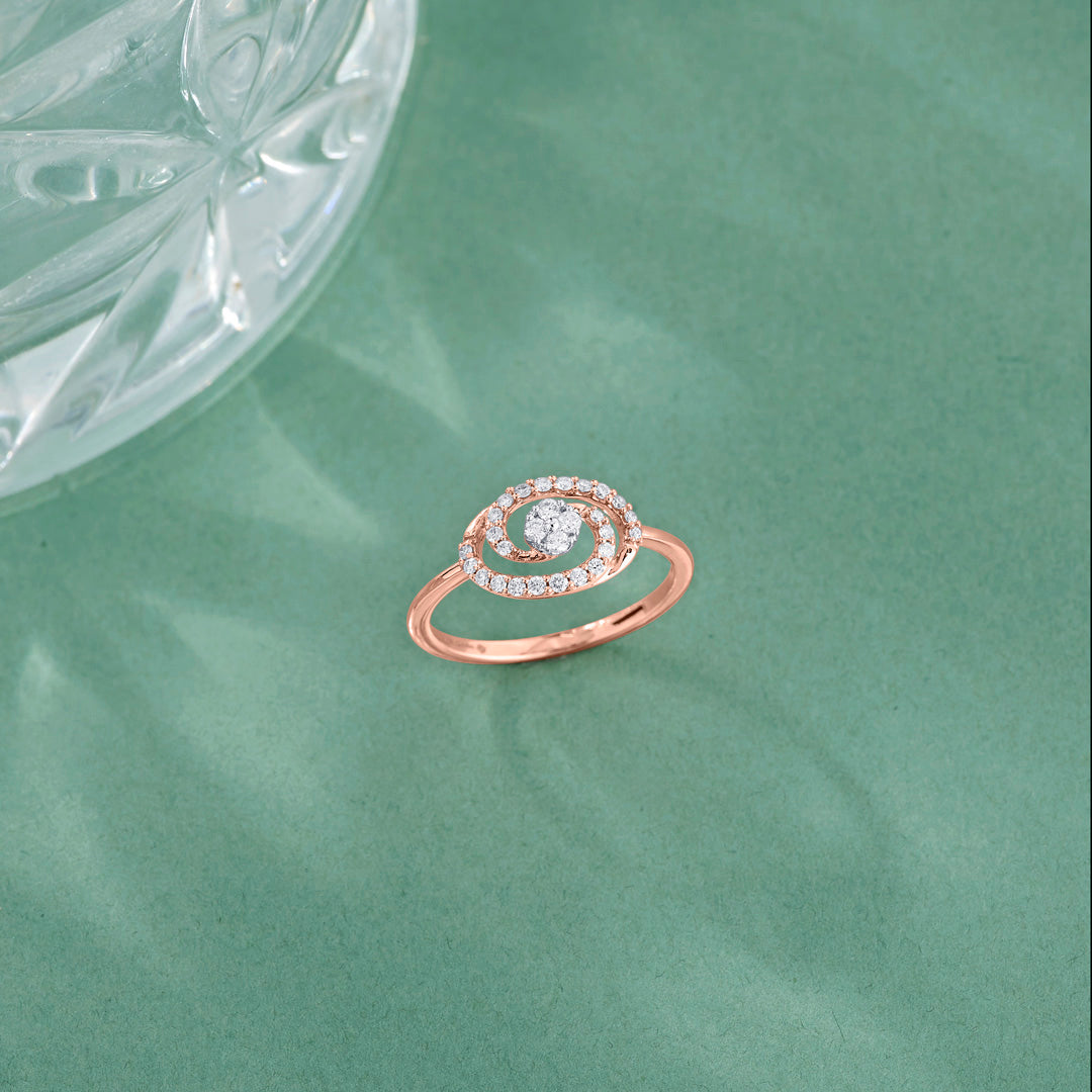 Oval Twist Diamond & Gold Fashion Ring for Women