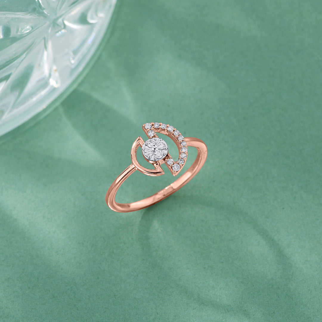 D Spark Diamond & Gold Fashion Ring for Women