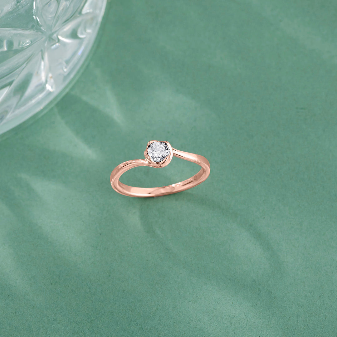 Studded Twist Diamond & Gold Casual Ring for Women