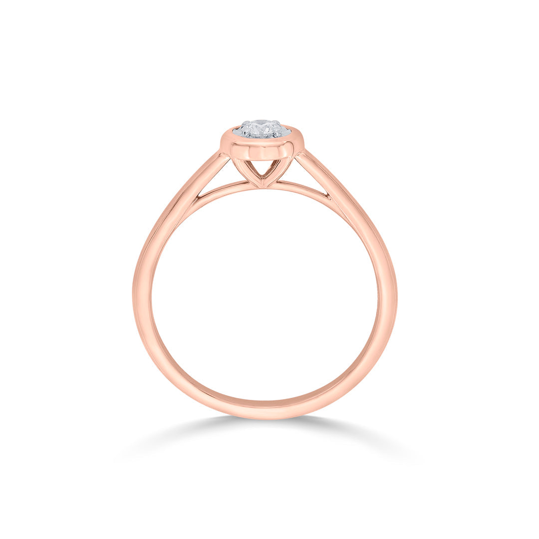 Signature Elegance Diamond & Gold Casual Ring for Women