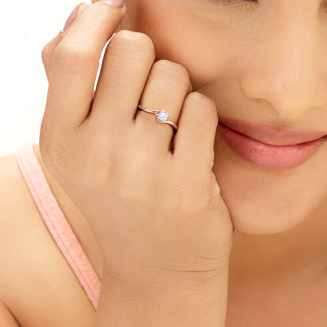 Keystone Curve Diamond & Gold Casual Ring for Women