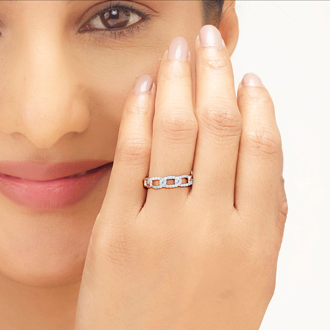 Chain Link Diamond & Gold Fashion Ring for Women