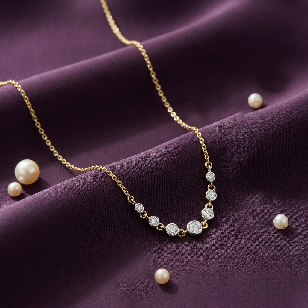 Solstice Sparkle Modern Yellow Gold & Diamond Necklace