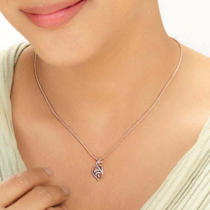 Leaf Weave Diamond & Gold Classic Pendant for Women