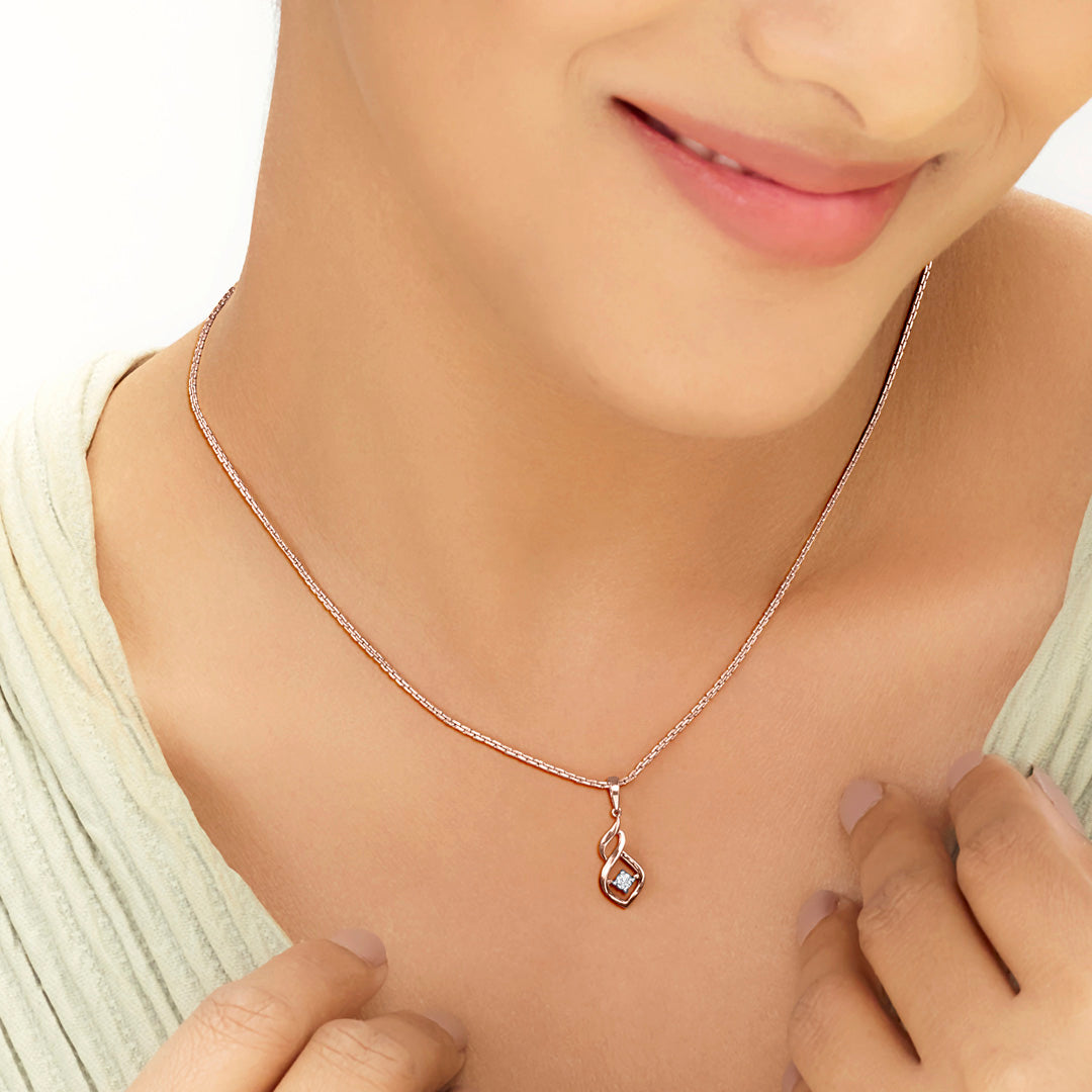 Sacred Shankha Diamond & Gold Casual Pendant for Women