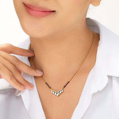 Nova Bond Diamond & Gold Tanmaniya Mangalsutra for Women
