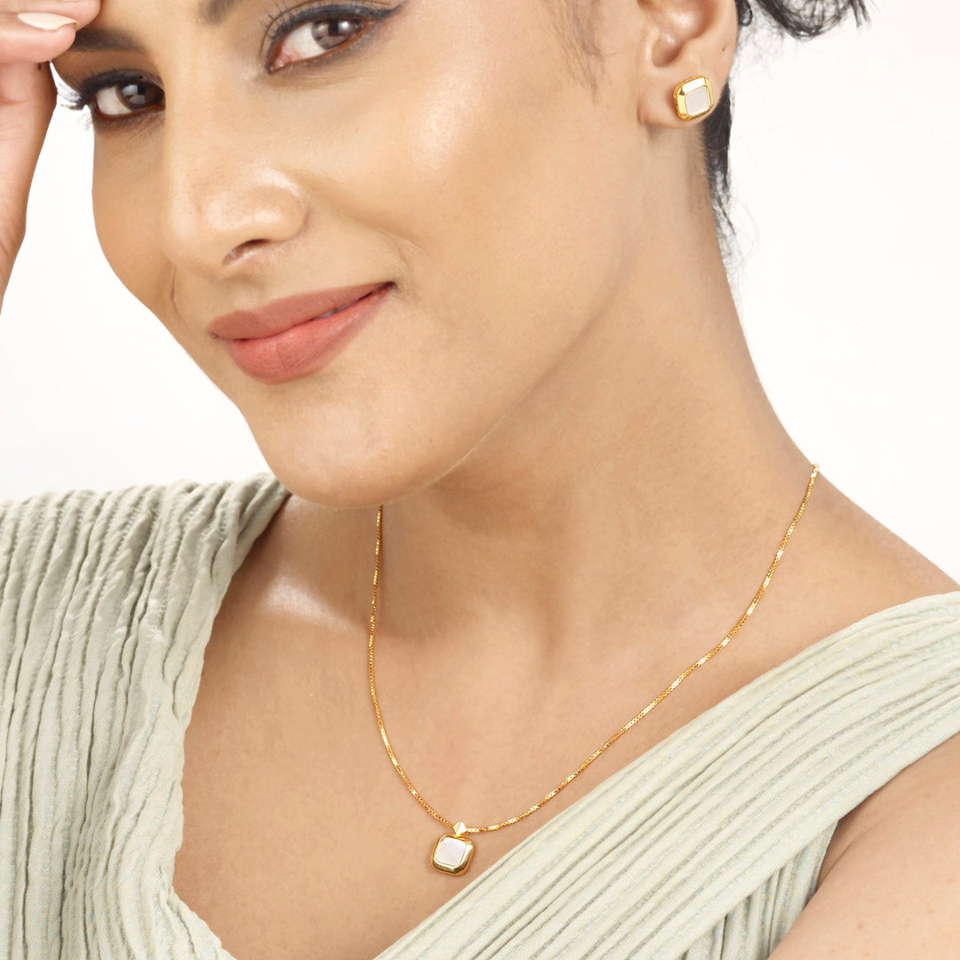 Soft Square Gold Necklace Set for Women