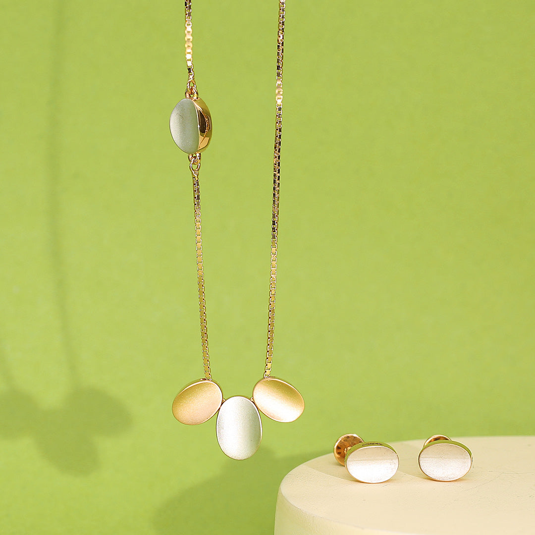 Shadow Loop Gold Necklace Set for Women