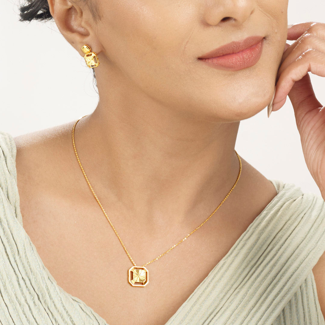 Square Edit Gold Necklace Set for Women