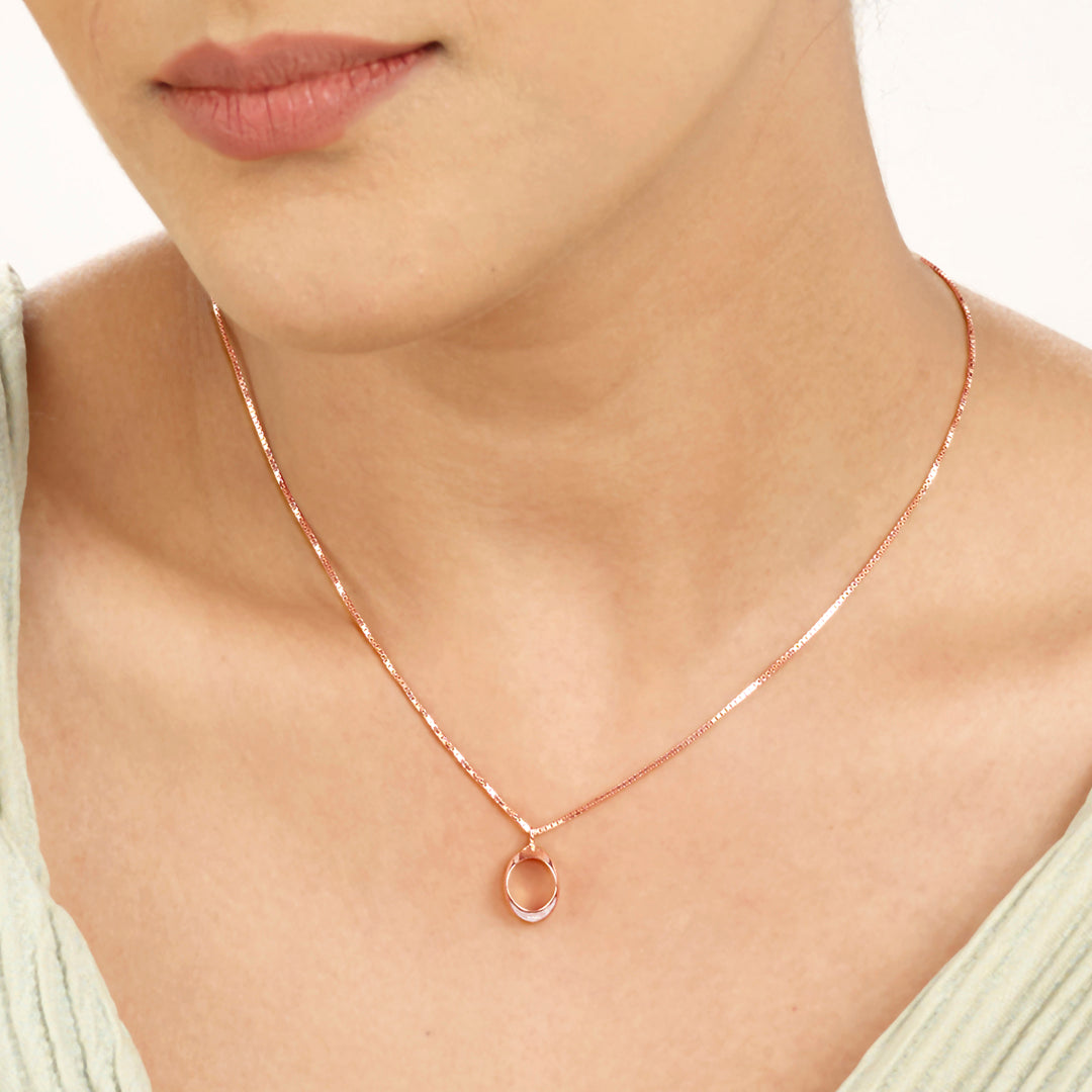 Light Halo Gold Modern Necklace for Women