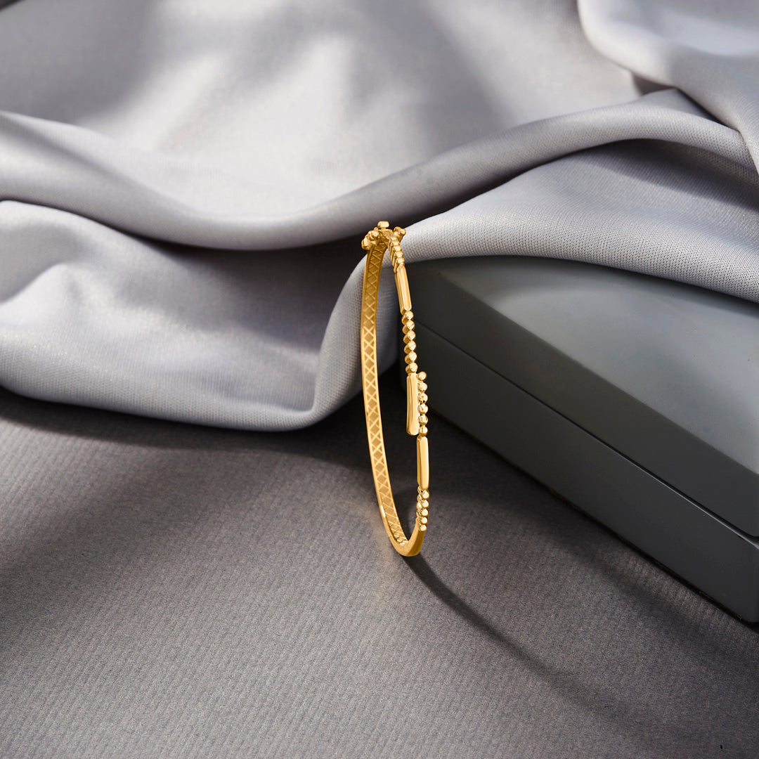 Regal Muse Gold Oval Bracelet for Women