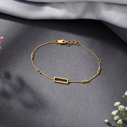 Sleek Trace Gold Flexible Bracelet for Women