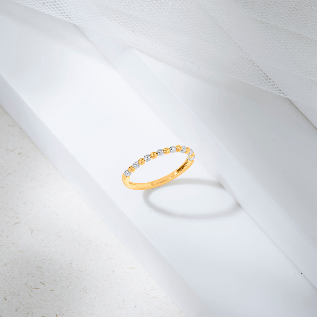 Gleam Line Gold Casual Ring for Women