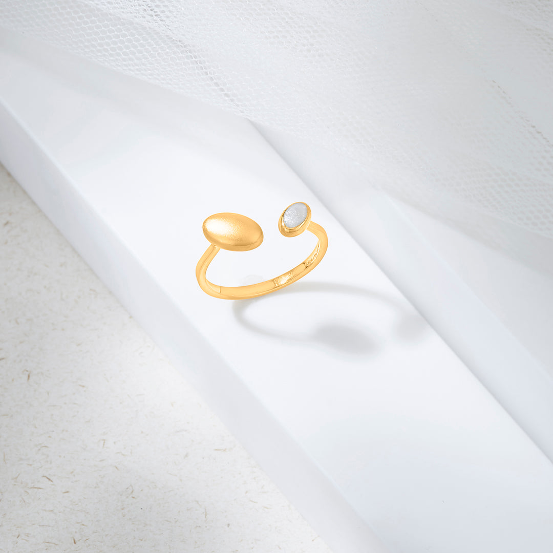Equinox Glow Gold Fashion Ring for Women