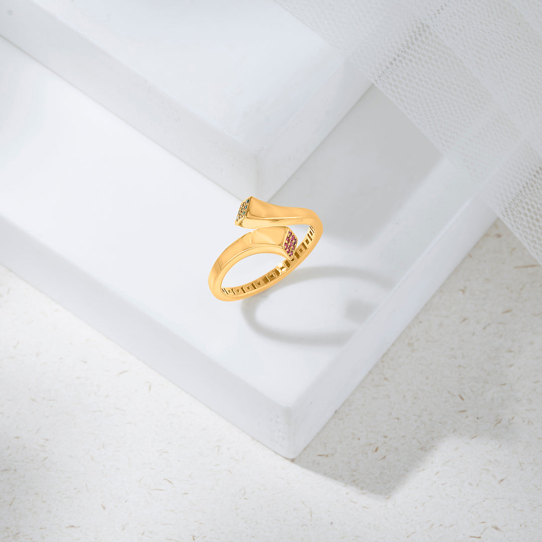 Melody Twist Gold Fashion Ring for Women