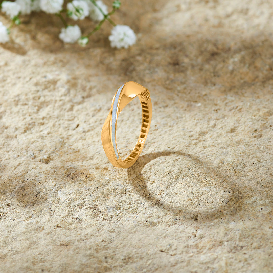 Calm Essence Gold Fashion Ring for Women