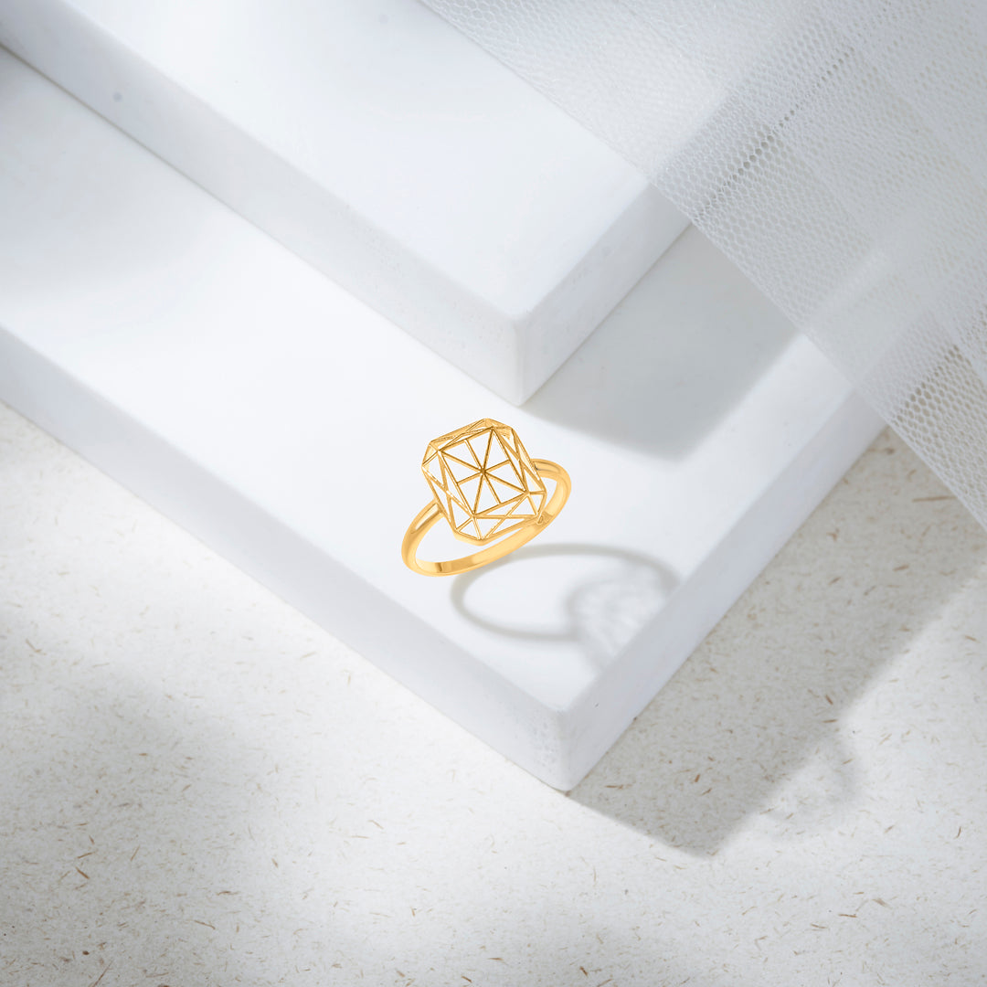 Crystal Frame Gold Fashion Ring for Women