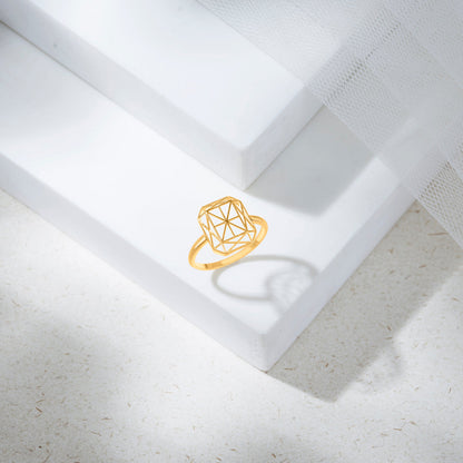 Crystal Frame Gold Fashion Ring for Women