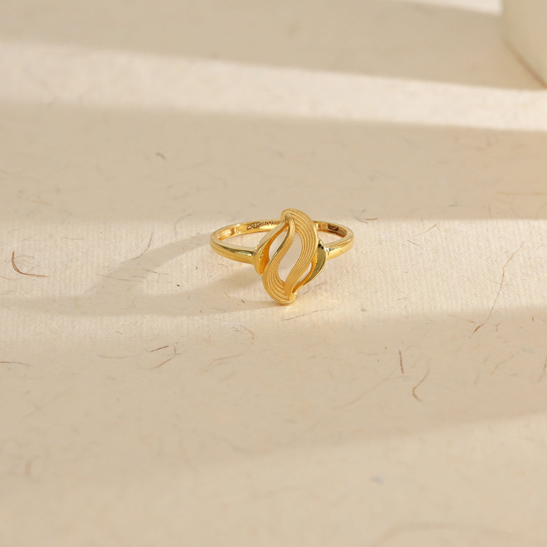 Woven Breeze Gold Casual Ring for Women
