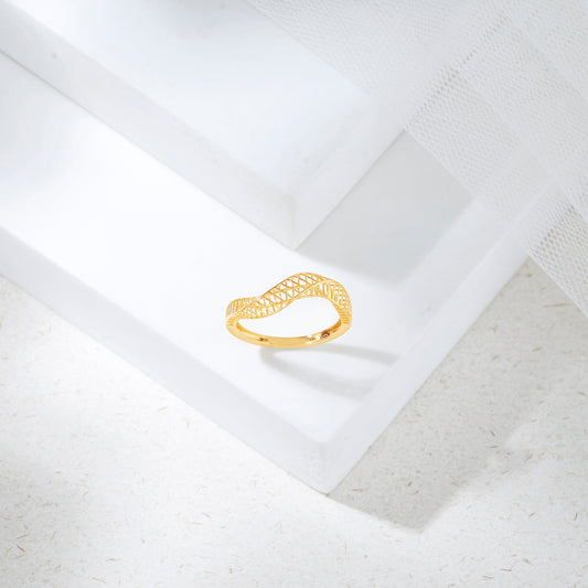 Wave Grace Gold Fashion Ring for Women