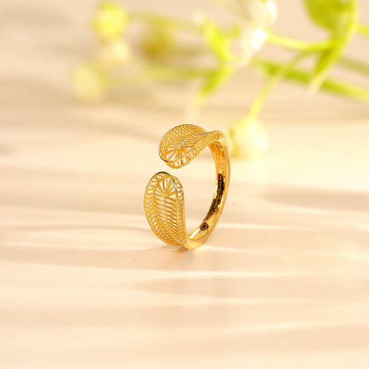 Clean Edge Gold Fashion Ring for Women