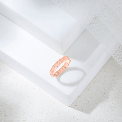 Heritage Glow Gold Band Ring for Women