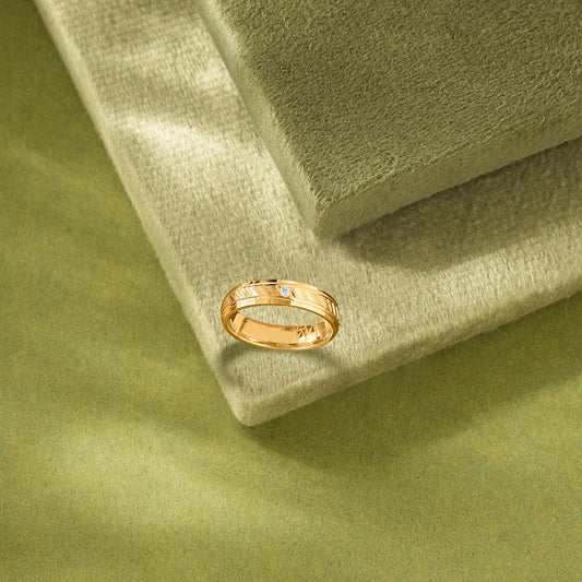 Chic Arc Women's Gold Ring