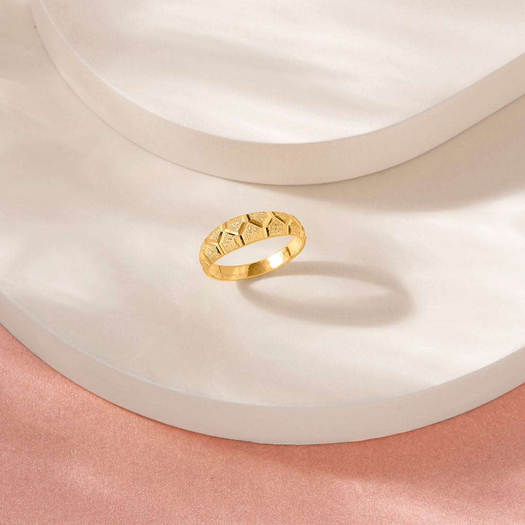 Aura Edit Women's Gold Ring