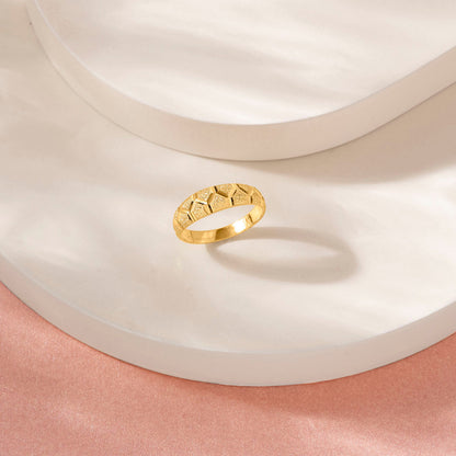 Aura Edit Women's Gold Ring