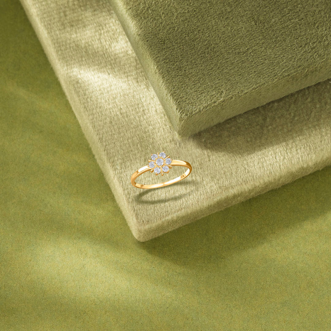 Petite Lily Women's Gold Ring