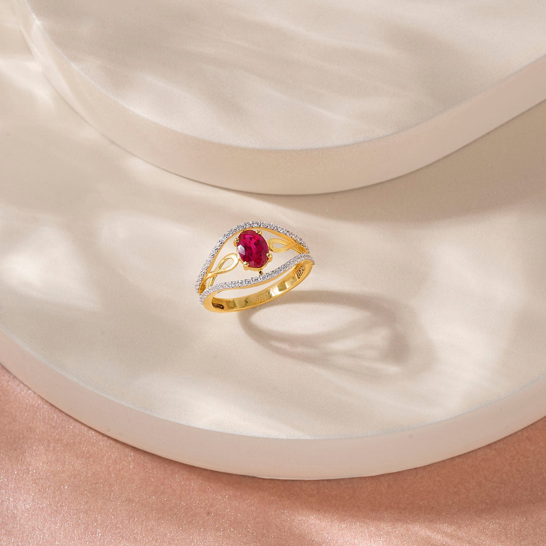 Regal Glow Women's Gold Ring