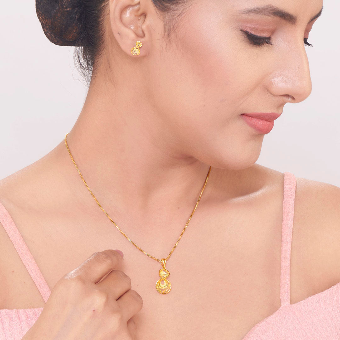 Endless Bond Gold Pendant Set for Women