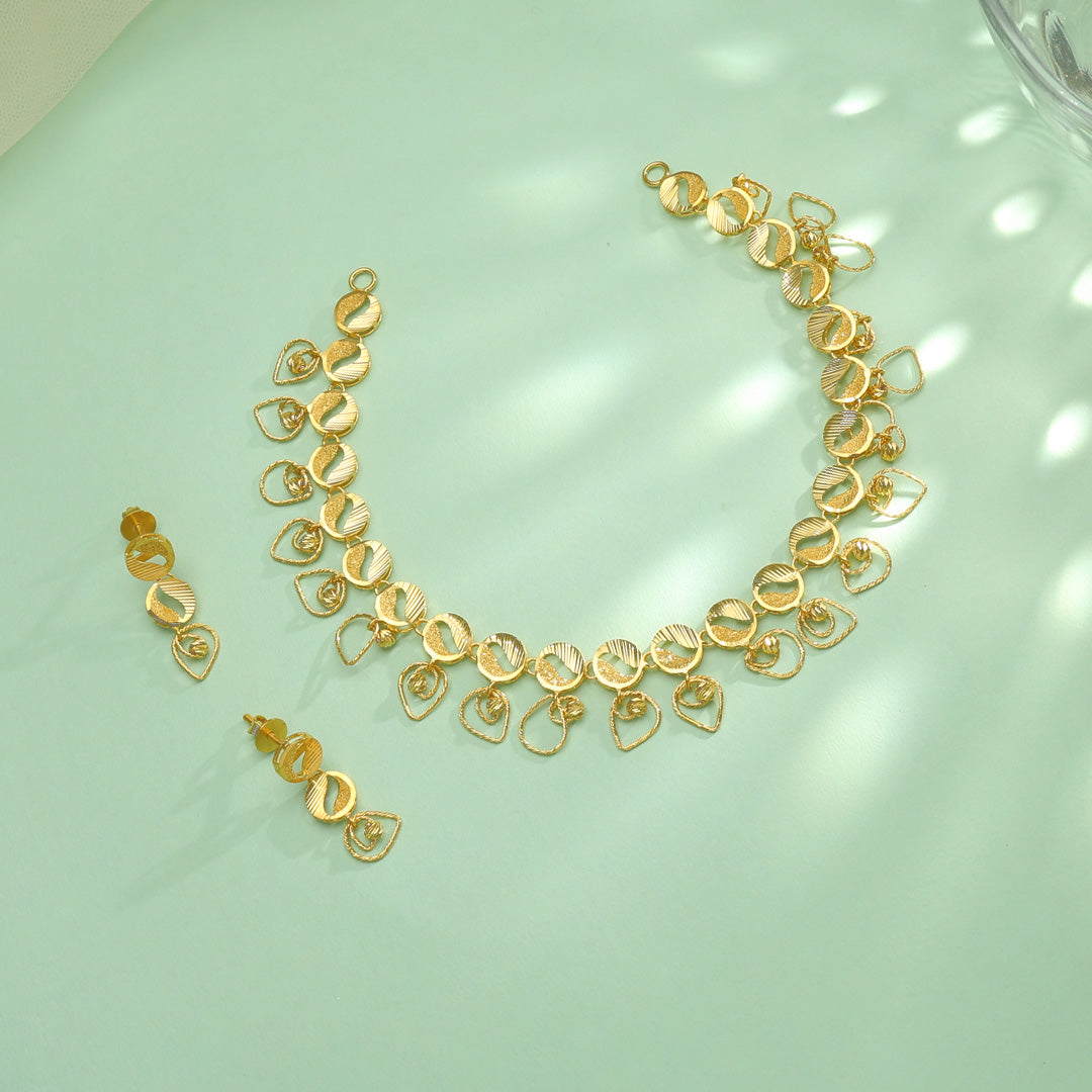 Twirl Treasure Gold Necklace Set for Women